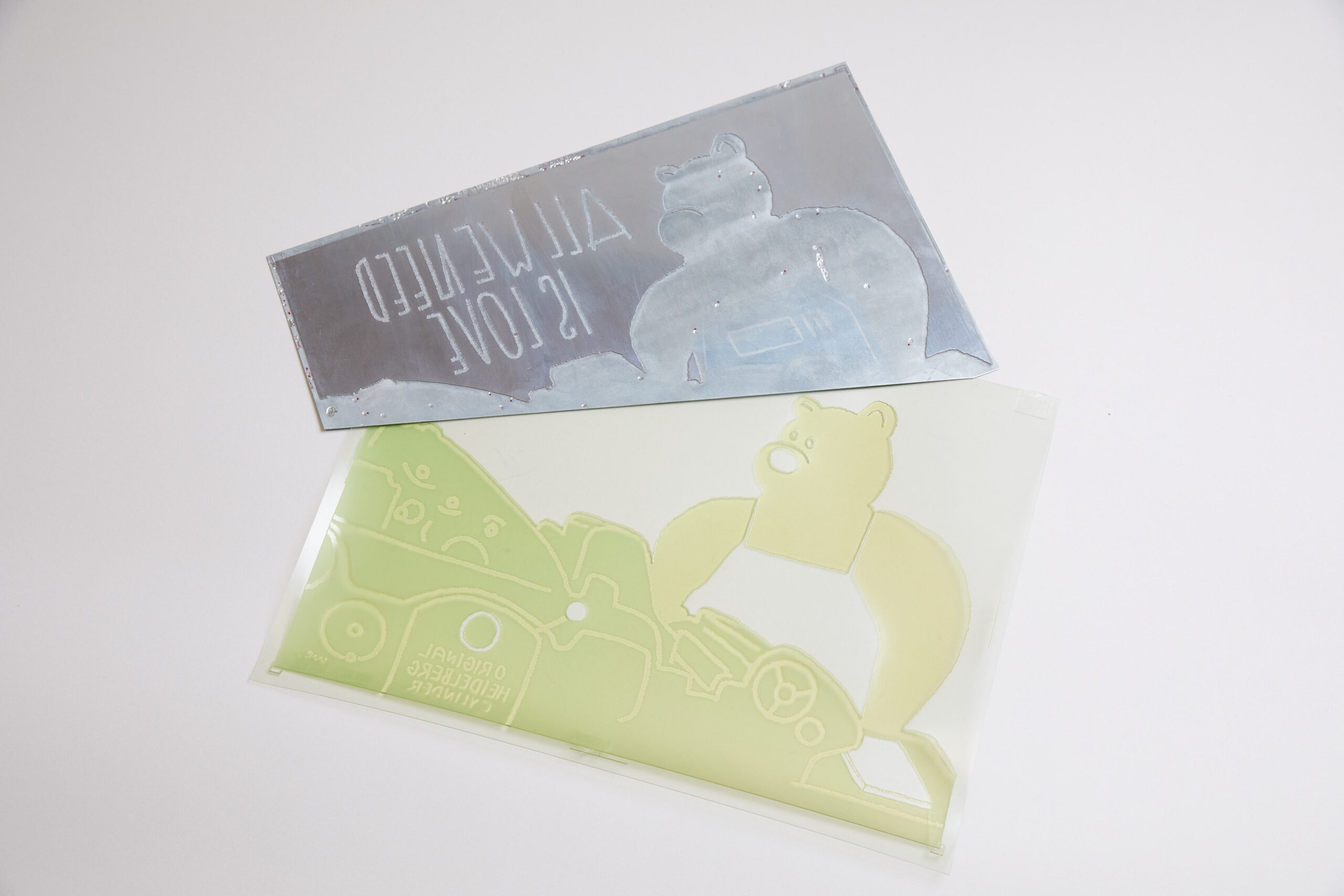 『ALL WE NEED IS LOVE』活版4色